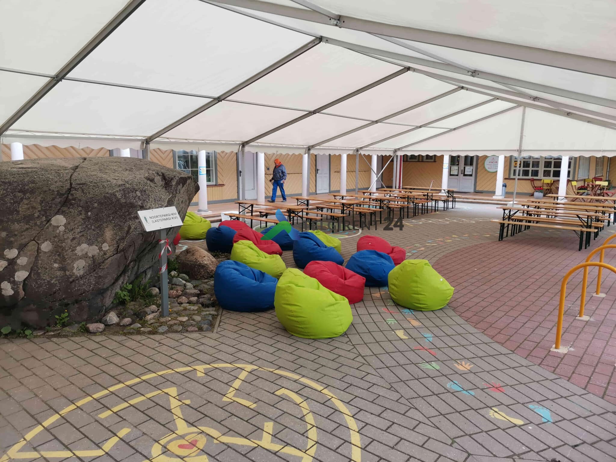 kotttoolid eri v&auml;rvi kott-toolid rendiks