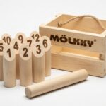 Molkky rent - 12 nummerdatud puidust kurikat ja viskepulk